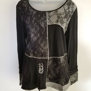 Variations size S Women's Black and Gray top